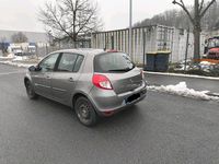 Gebraucht Renault Clio III 100 PS (73 kW) 2010 Grau Kleinwagen