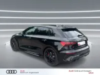 Gebraucht Audi RS3 Sportback Ambiente 400 PS (294 kW) 2023 Mythosschwarz metallic Kleinwagen