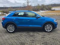 Gebraucht VW T-Roc Life 110 PS (80 kW) 2023 Blau SUV