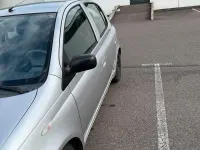Gebraucht Toyota Yaris 68 PS (50 kW) 2002 Silber Kleinwagen