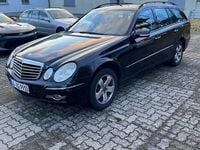Gebraucht Mercedes E220 Avantgarde 170 PS (125 kW) 2009 Schwarz Limousine