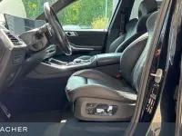 Gebraucht BMW X5 M Sport 334 PS (245 kW) 2024 Saphirschwarz metallic SUV