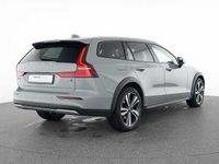 Gebraucht Volvo V60 CC 145 PS (106 kW) 2023 Kombi