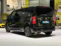 Gebraucht Peugeot Expert Premium 180 PS (132 kW) 2022 Schwarz Van