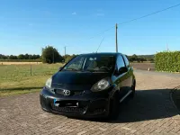 Gebraucht Toyota Aygo 68 PS (50 kW) 2011 Schwarz Kleinwagen