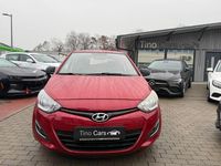 Gebraucht Hyundai i20 Edition 86 PS (63 kW) 2013 Rot Limousine