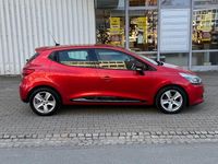 Gebraucht Renault Clio IV Luxe 90 PS (66 kW) 2012 Rot Limousine