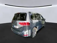 Gebraucht VW Touran Highline 150 PS (110 kW) 2023 Grau Van / Kleinbus