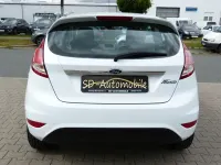 Używany Ford Fiesta Titanium 101 KM (74 kW) 2014 Biały Hatchback