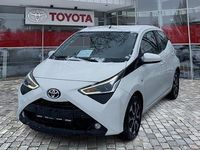 Gebraucht Toyota Aygo X-play 72 PS (52 kW) 2019 Pianosaweiß Kleinwagen