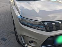 Gebraucht Suzuki Vitara 125 PS (91 kW) 2021 Beige SUV