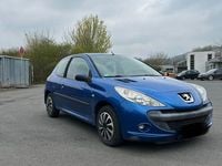 Gebraucht Peugeot 206+ 75 PS (55 kW) 2009 Blau Kleinwagen