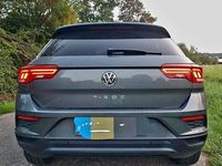 Gebraucht VW T-Roc 150 PS (110 kW) 2018 Grau SUV