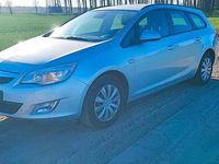 Second-hand Opel Astra 140 CP (102 kW) 2011 Argintiu Break