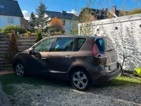 Gebraucht Renault Scenic E-Tech 131 PS (96 kW) 2010 Braun Van / Kleinbus