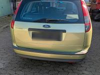 Gebraucht Ford Focus 90 PS (66 kW) 2006 Gelb Kombi