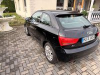 Gebraucht Audi A1 Attraction 86 PS (63 kW) 2012 Schwarz Kleinwagen