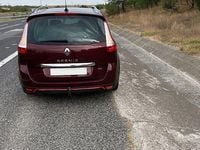 Gebraucht Renault Grand Scénic III Bose Edition 150 PS (110 kW) 2014 Rot Van / Kleinbus