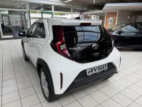 Gebraucht Toyota Aygo X 72 PS (52 kW) 2024 Schneeweiß SUV