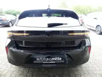 Gebraucht Opel Astra 131 PS (96 kW) 2025 Schwarz Kleinwagen