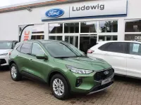 Neu Ford Kuga Titanium 186 PS (136 kW) 2025 Bursting green SUV