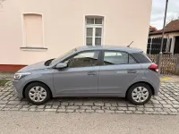 Gebraucht Hyundai i20 Trend 84 PS (61 kW) 2016 Grau Kleinwagen
