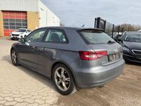 Gebraucht Audi A3 Ambiente 110 PS (80 kW) 2015 Blau Coupé