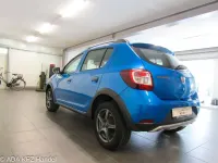 Gebraucht Dacia Sandero Prestige 90 PS (66 kW) 2015 Blau SUV
