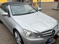 Gebraucht Mercedes E220 170 PS (125 kW) 2011 Silber Cabrio