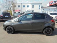 Usado Mazda 2 Sendo 84 HP (61 kW) 2014 Cinzento Sedan