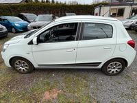 Gebraucht Mitsubishi Space Star Basis 71 PS (52 kW) 2019 Weiß Kleinwagen