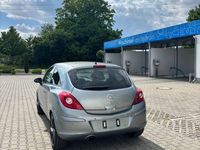 Gebraucht Opel Corsa Satellite 101 PS (74 kW) 2011 Silber Kleinwagen