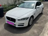 Gebraucht Jaguar XE 163 PS (119 kW) 2015 Weiß Limousine