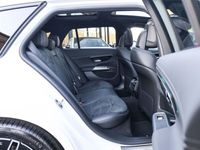 Gebraucht Mercedes E200 Advanced Plus 204 PS (150 kW) 2023 Andere / manufaktur lack manufaktur opali Kombi