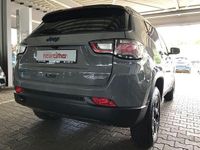 Gebraucht Jeep Compass Trailhawk 241 PS (177 kW) 2023 Grau SUV