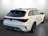 Neu Cupra Leon 204 PS (150 kW) 2025 Weiss Kombi