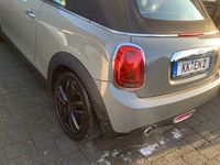 Gebraucht Mini Cooper 136 PS (100 kW) 2019 Grau Kleinwagen