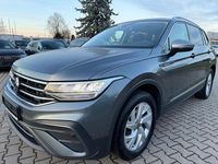 Gebraucht VW Tiguan Allspace Life 150 PS (110 kW) 2023 Grau SUV