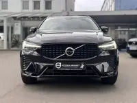 Gebraucht Volvo XC60 Plus 197 PS (144 kW) 2023 Onyxblackmetallic (metallic) SUV