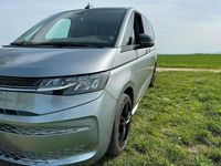 Gebraucht VW Multivan Life 136 PS (100 kW) 2022 Grau Van