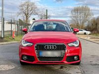 Gebraucht Audi A1 Attraction 122 PS (89 kW) 2011 Rot Kleinwagen