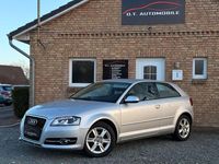 Gebraucht Audi A3 Attraction 125 PS (91 kW) 2010 Silber Kleinwagen