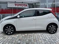 Gebraucht Toyota Aygo X-play 72 PS (52 kW) 2019 Pianosaweiß Kleinwagen
