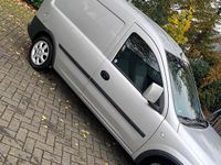 Gebraucht Opel Combo 94 PS (69 kW) 2008 Silber Van / Kleinbus