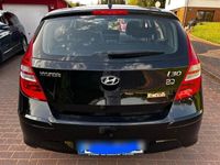 gebraucht Hyundai i30 Gepflegter1.4 Edition, sehr wenig KM!!