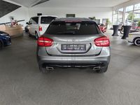 Gebraucht Mercedes GLA200 136 PS (100 kW) 2016 Grau SUV