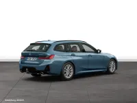 Gebraucht BMW 330e 292 PS (214 kW) 2025 Blau Kombi