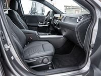 Gebraucht Mercedes GLA200 Advanced Plus 163 PS (119 kW) 2024 Grau / mountaingrau SUV