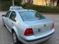 Gebraucht VW Bora 75 PS (55 kW) 2000 Grau Limousine