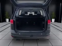 Gebraucht VW Touran Comfortline 150 PS (110 kW) 2022 Grau Van / Kleinbus